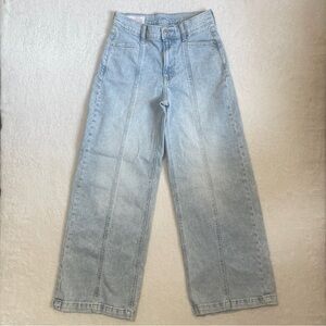 GAP High Rise Stride Ankle Wide Leg Jeans 
0-P/25 Women’s Raw Hem Blue